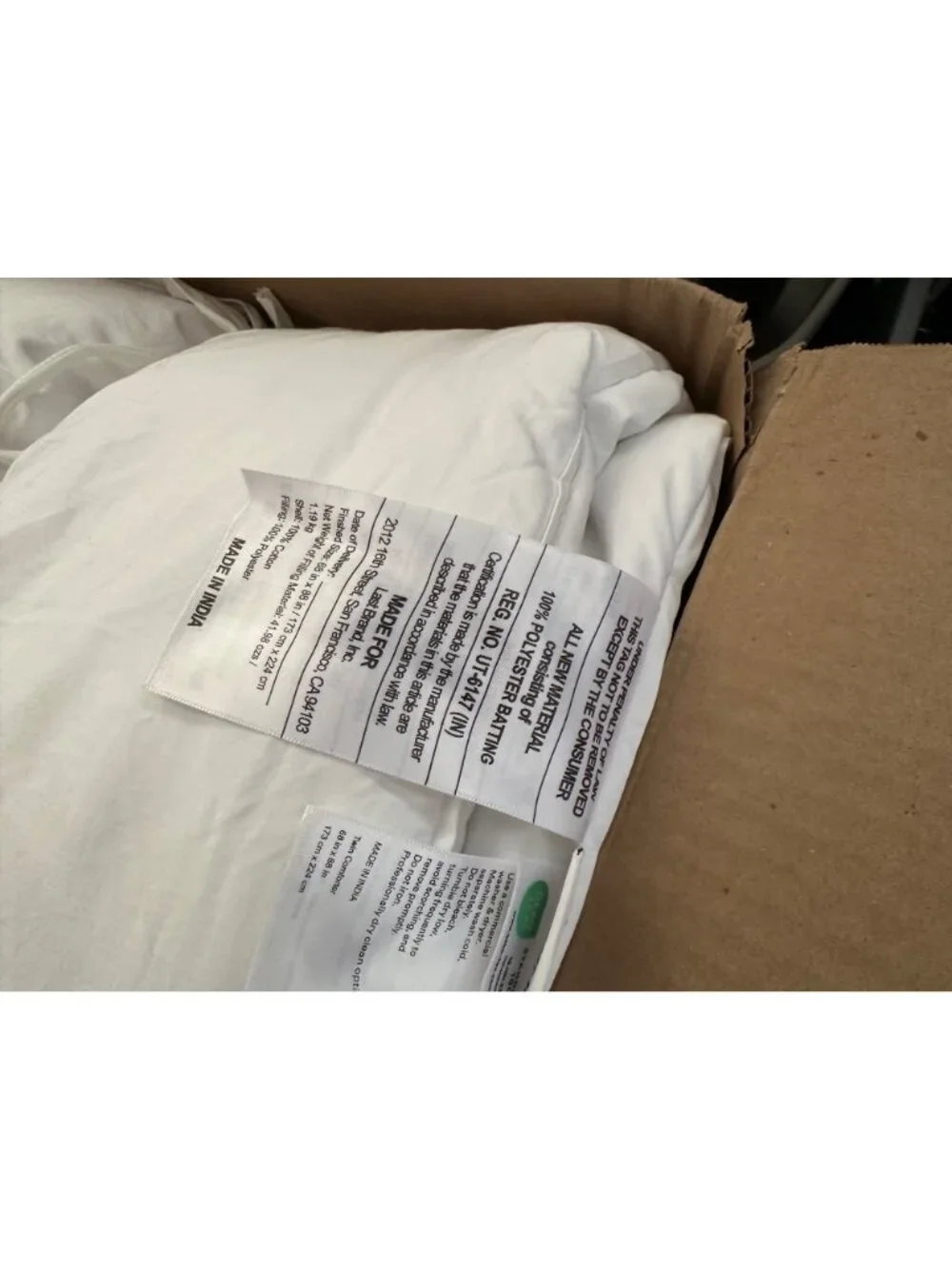 Quince Organic Cotton Sateen Comforter Twin White All Season Down Alternative